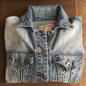 Paris blues denim jacket 🌷🌷